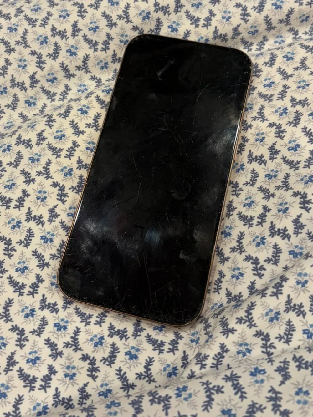 UNLOCKED iPhone 16 Pro, Desert Titanium